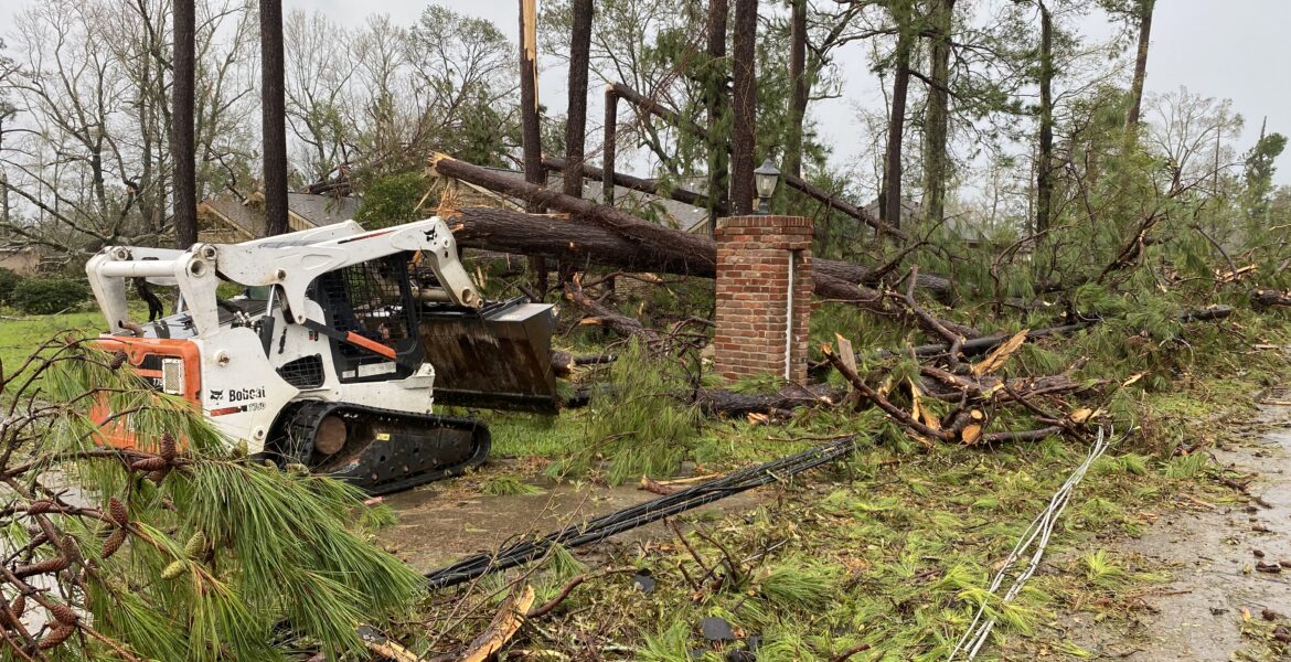 Quick Tips Immediately Following a Hurricane/Tornado